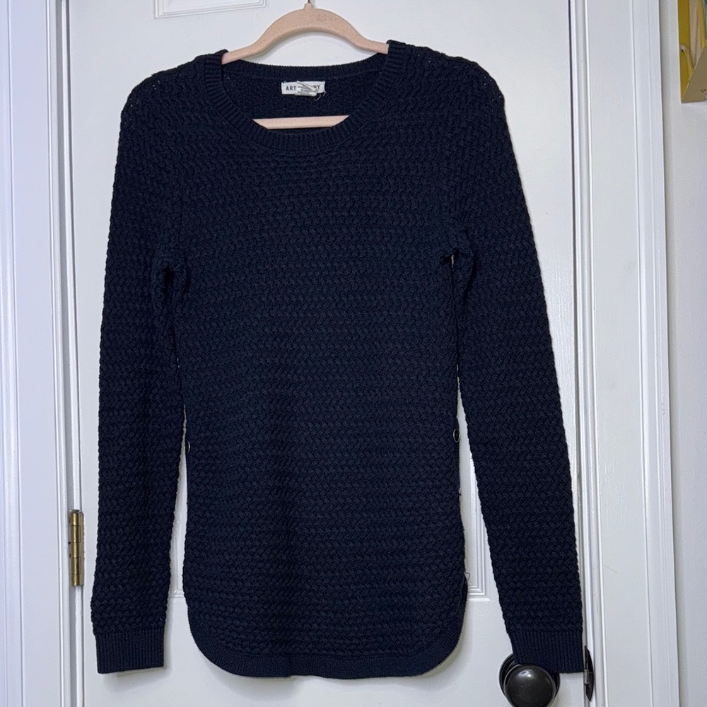 Artisan Ny Blue Crew Neck Sweater with Textured Knit